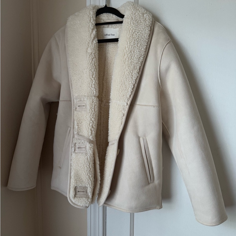 Aritzia sherpa deanna jacket xxs